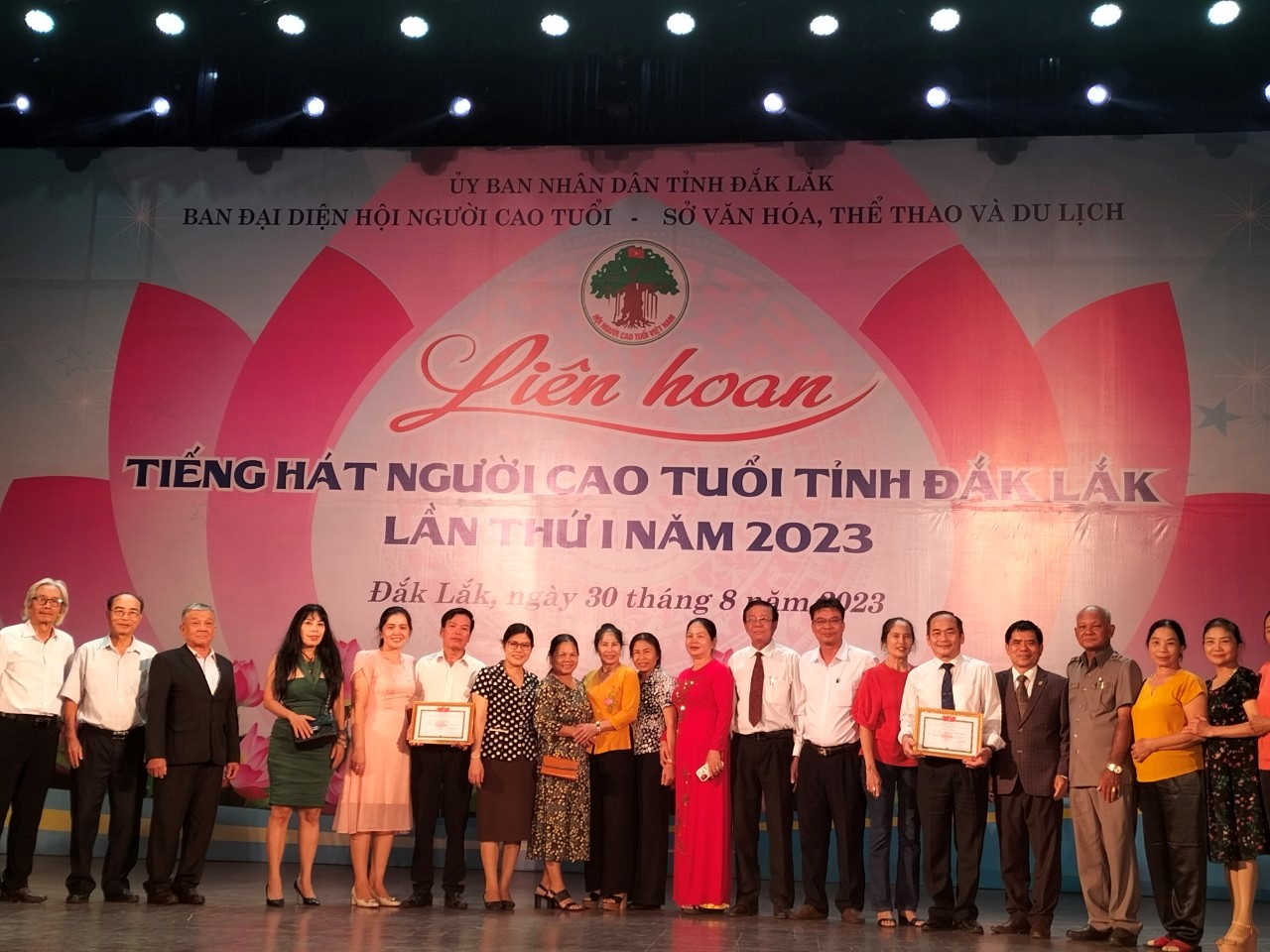 Huyện Krông Pắc đạt giải nhì toàn đoàn Liên hoan tiếng hát Người cao tuổi  Tỉnh Đắk Lắk lần thứ I, năm 2023