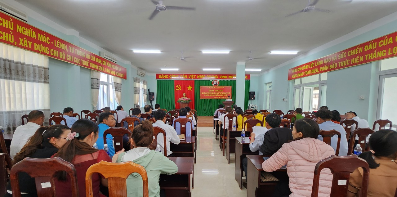 UBND huyện Krông Pắc tổ chức Hội nghị  chuyên đề về giải pháp tăng cường công tác quản lý thu thuế đối với cá nhân, hộ kinh doanh năm 2023.