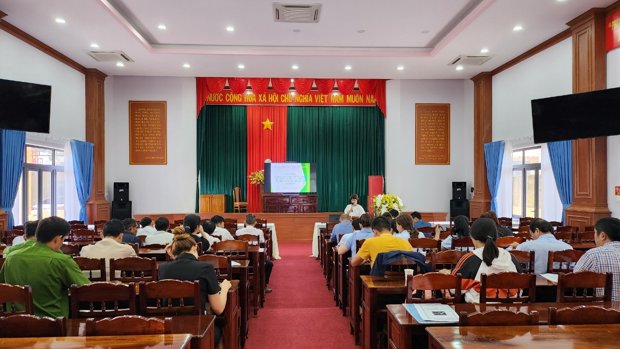 UBND huyện Krông Pắc tổ chức Hội nghị tập huấn thu thập thông tin về  người lao động năm 2023.