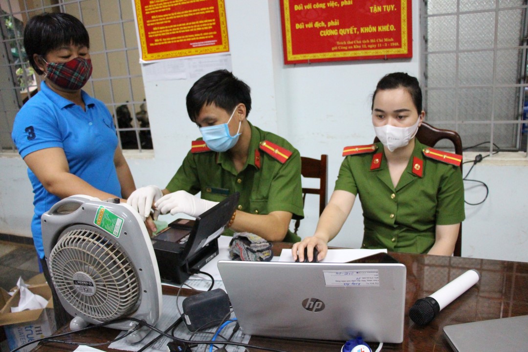 Tiếp tục đẩy mạnh triển khai Đề án phát triển ứng dụng dữ liệu về dân cư, định danh và xác thực điện tử