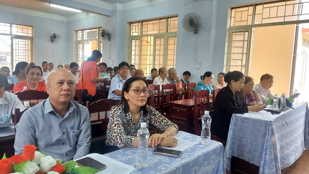 Biểu dương, khen thưởng 12 cụ cao tuổi làm kinh tế giỏi, giai đoạn 2018 – 2023