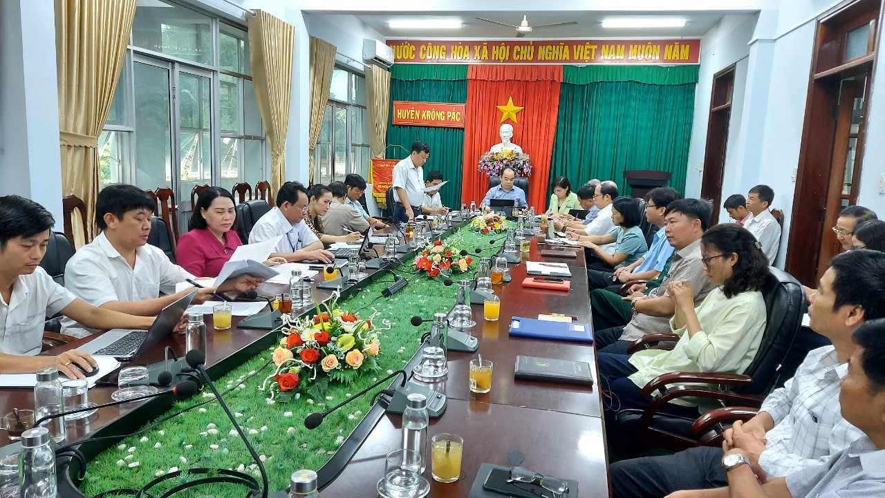 UBND huyện Krông Pắc sơ kết tháng 8, triển khai nhiệm vụ tháng 9 năm 2023