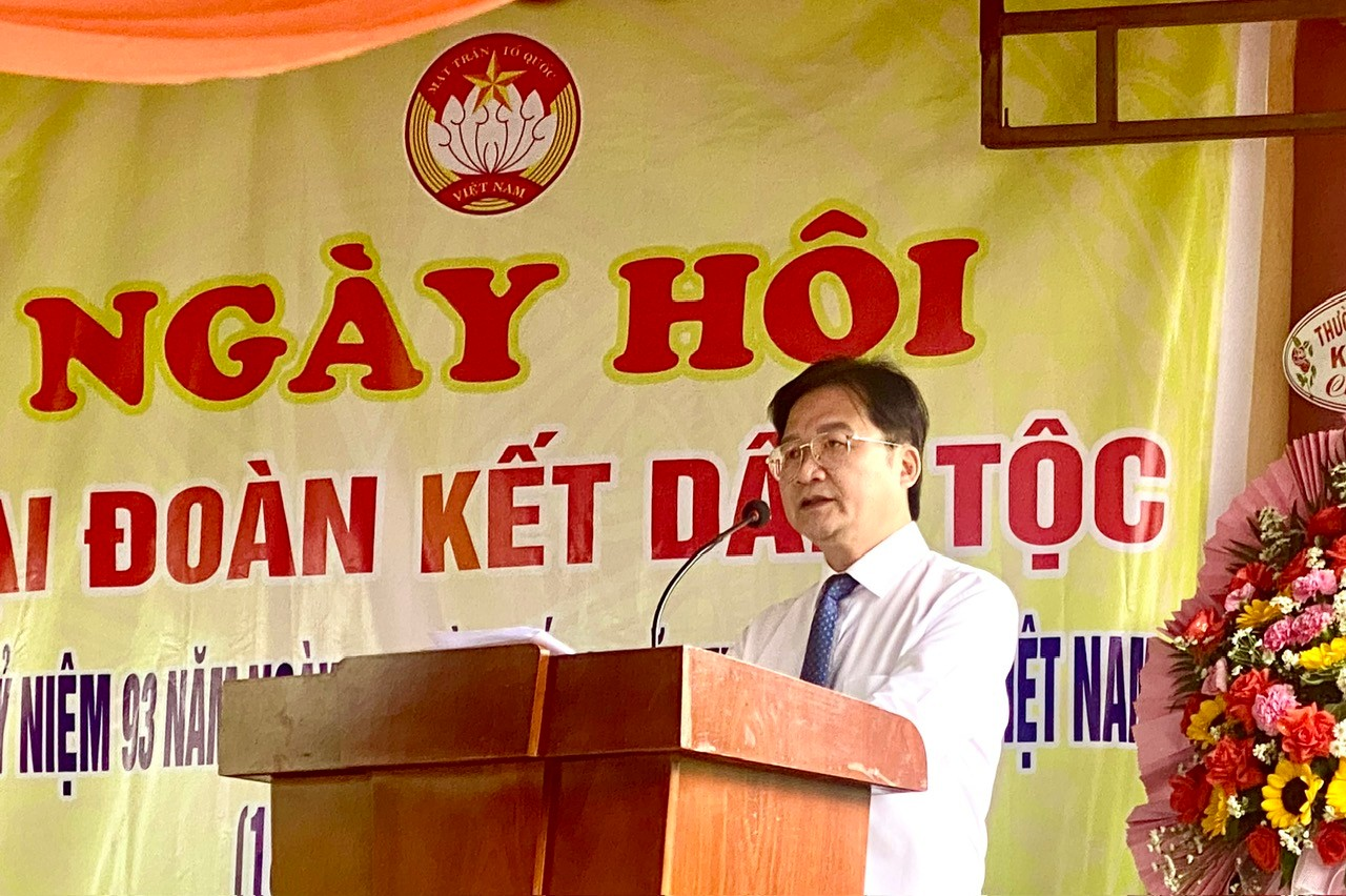 Ngày Hội đại Đoàn kết tại thôn buôn Jat B xã Ea Hiu
