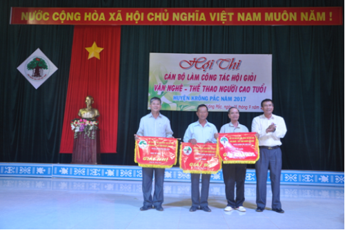 Hội thi cán bộ làm công tác Hội giỏi, Văn hóa, thể thao Người cao tuổi huyện Krông Pắc năm 2017