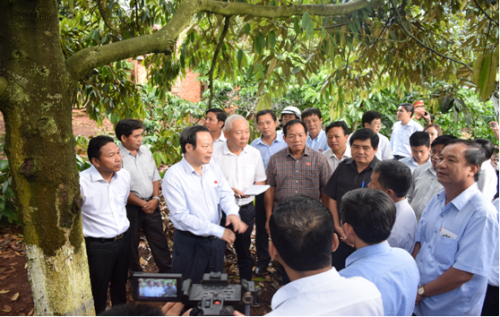 Phó chủ tịch Quốc hội Phùng Quốc Hiển làm việc tại huyện Krông Pắc