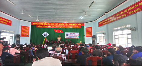 Hội thi thôn, buôn vui chơi, thôn, buôn ca hát xã Tân Tiến