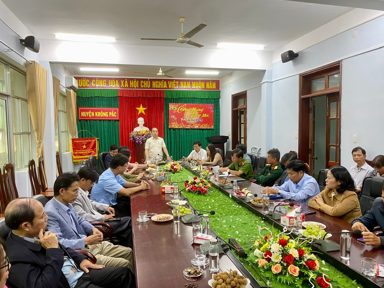 UBND Krông Pắc huyện gặp mặt đầu Xuân Giáp Thìn