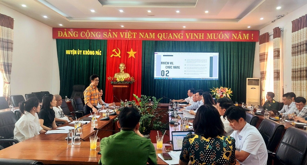 Gặp mặt trao đổi một số nội dung chuẩn bị cho Lễ hội sầu riêng Krông Pắc lần thứ hai năm 2024