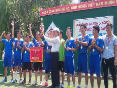 Huyện Krông Pắc tổ chức giải bóng đá nam công chức, viên chức năm 2016