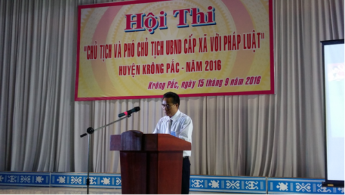 Huyện Krông Păc tổ chức Hội thi Chủ tịch và Phó chủ tịch UBND cấp xã với pháp luật năm 2016